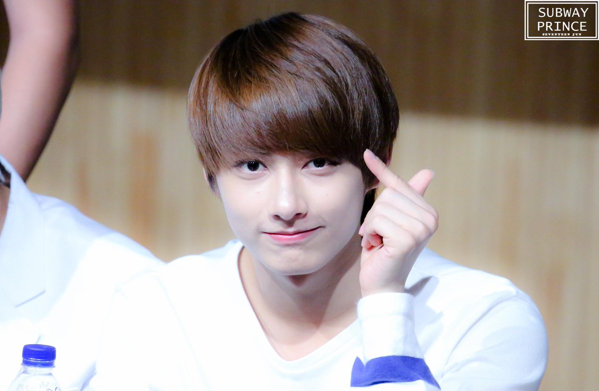 문준휘 얼굴 tweet media