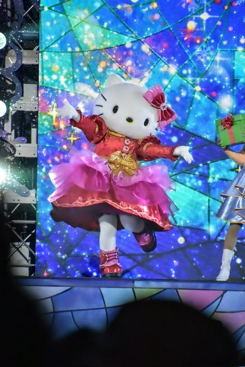 🎀キティちゃん🎄🎁✨ 君が一番輝いてる😍😍😍 ちょっと遠いけど