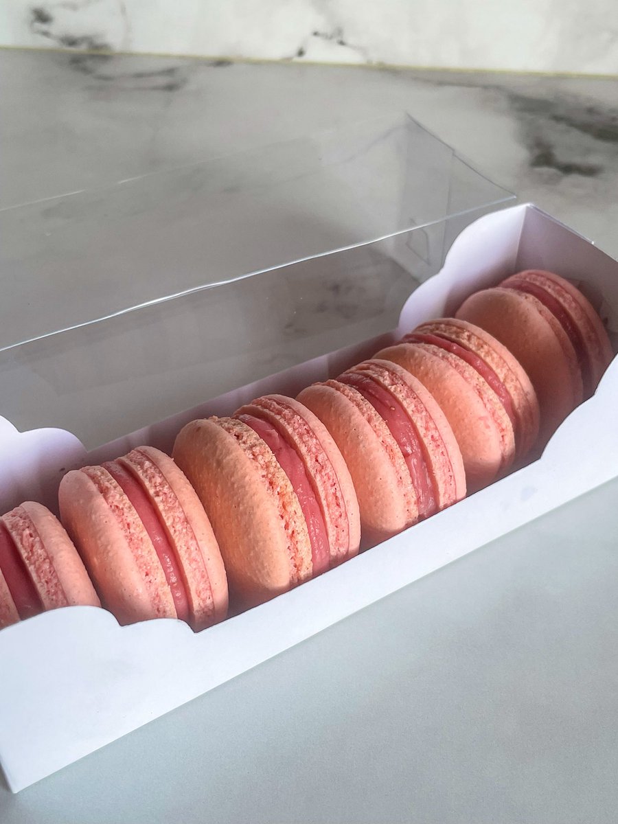 eclairshu's tweet image. F25, single, making whatever the hell i want to eat