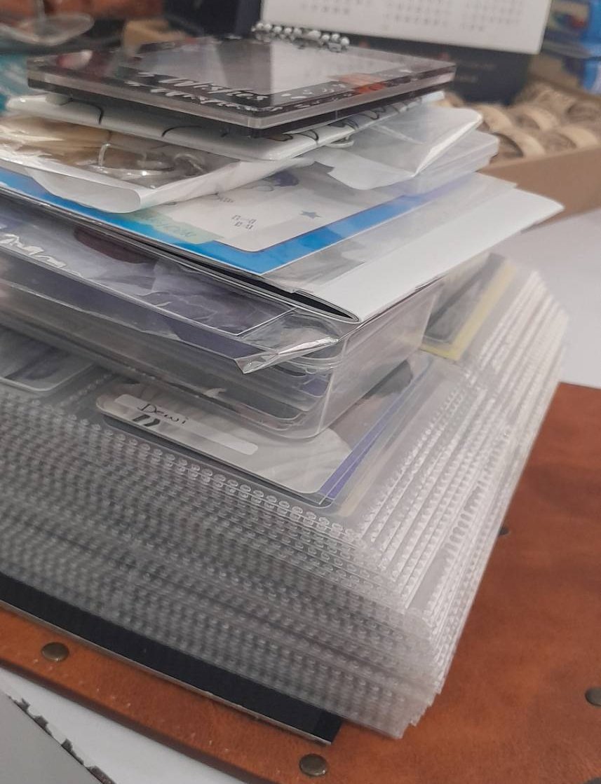 sunhime31's tweet photo. #ensell Mau stopcol sunghoon. Ada yg minat ga? Ga semua HD sih tp yahh berharap abis aja dgn harga wajar.
#jualphotocard #wts #stopcol #enhypen #SUNGHOON #photocard https://t.co/Kgol34rICT