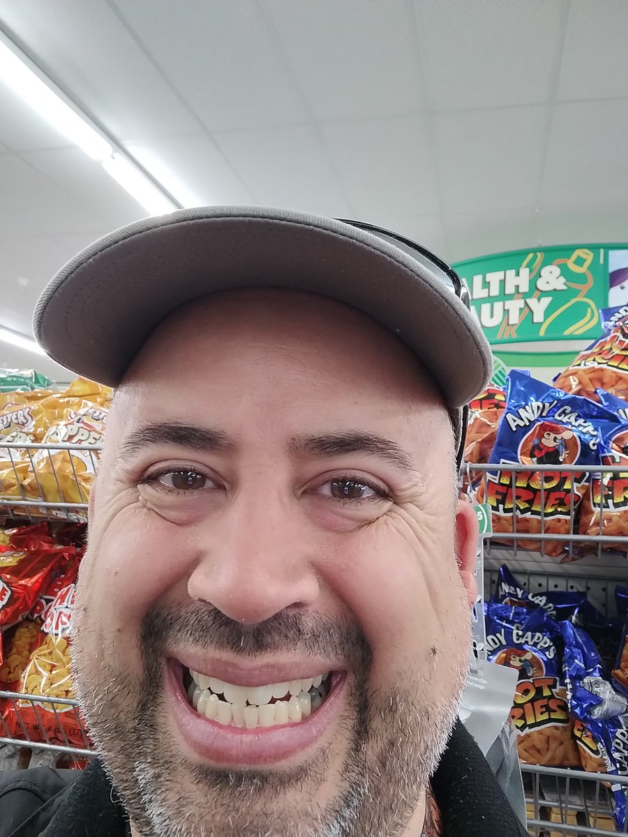 DannyOcchipinti's tweet image. Some amber kicking in by the dollar tree store 🏪.  In front of my Hot 🔥 fries!!  #dollartree