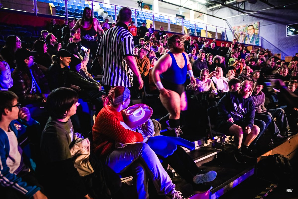 Liam Jones • リアム・ジョーンズ tweet media