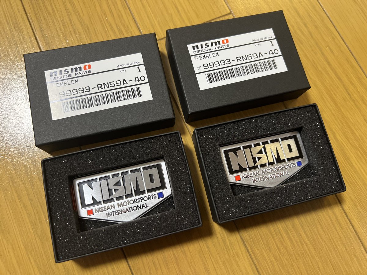 NISMOエンブレム届きました 買える時に！ってね でZ-tuneフロント