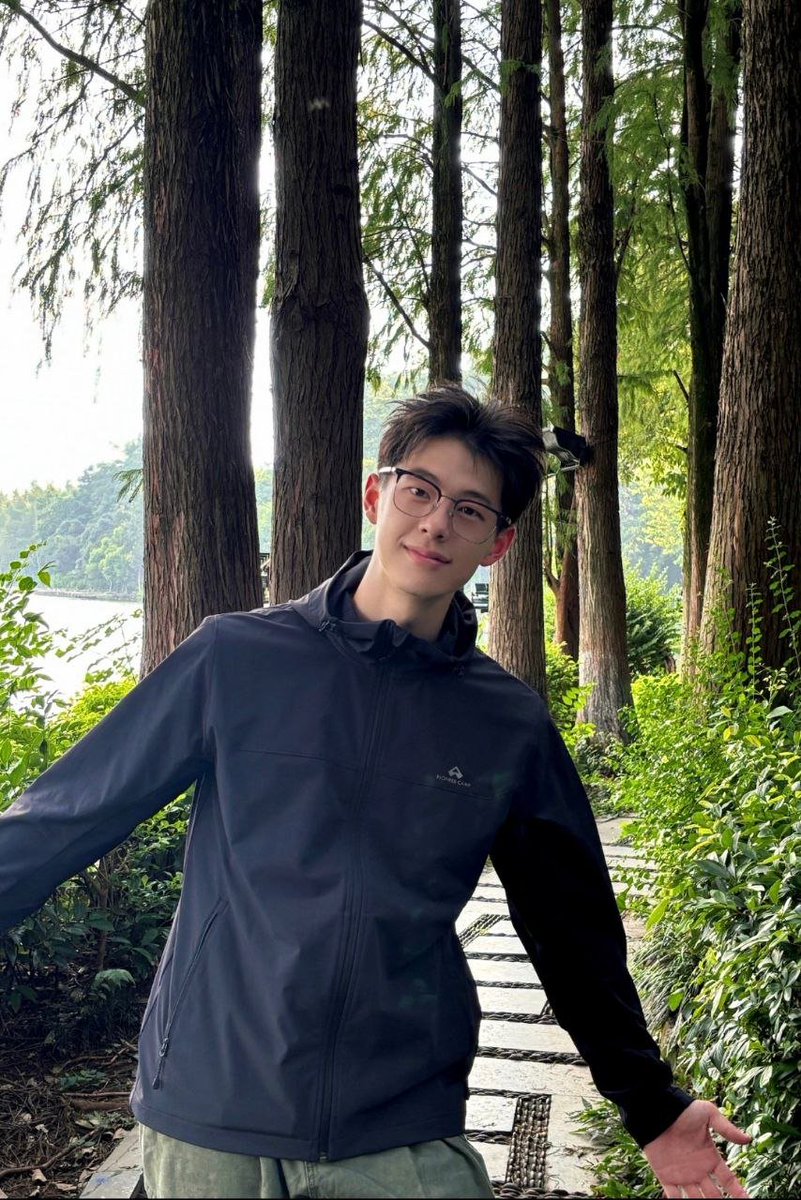 EllenSimps10379's tweet photo. 这样的运动缺少了小骚逼帮我口，寻找附近的好基友，如果你和我是一个城市，那就私信关注��识，有地 https://t.co/pdRZGjcZ9f