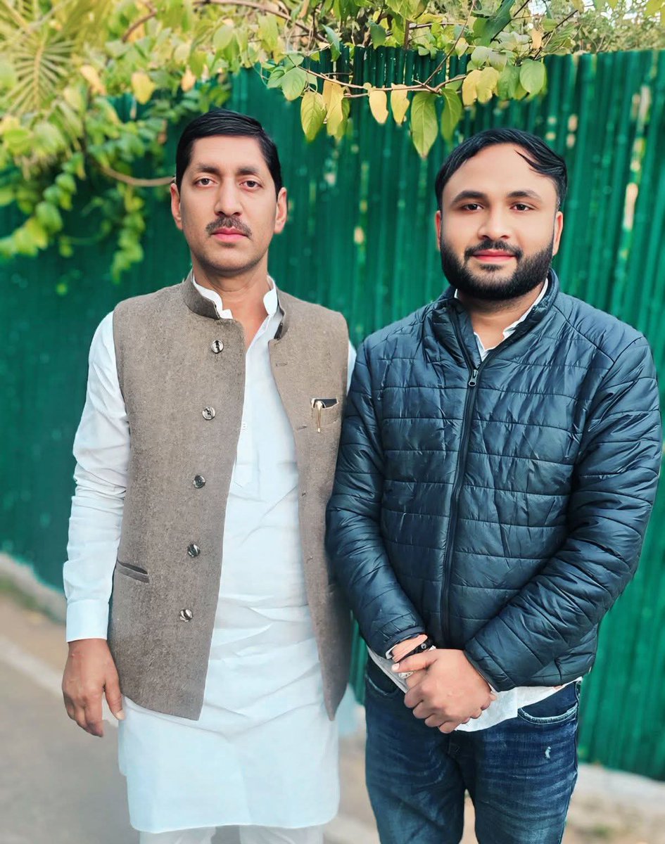 उदयपुरवाटी विधायक श्री भगवानाराम सैनी जी को जन्मदिन की हार्दिक बधाई एवं शुभकामनाएँ। 

ईश्वर से आपके उत्तम स्वास्थ्य एवं दीर्घायु जीवन की मंगल कामना करता हूँ। 
<a href="/Bhagwanaram_INC/">Bhagwana Ram Saini</a>