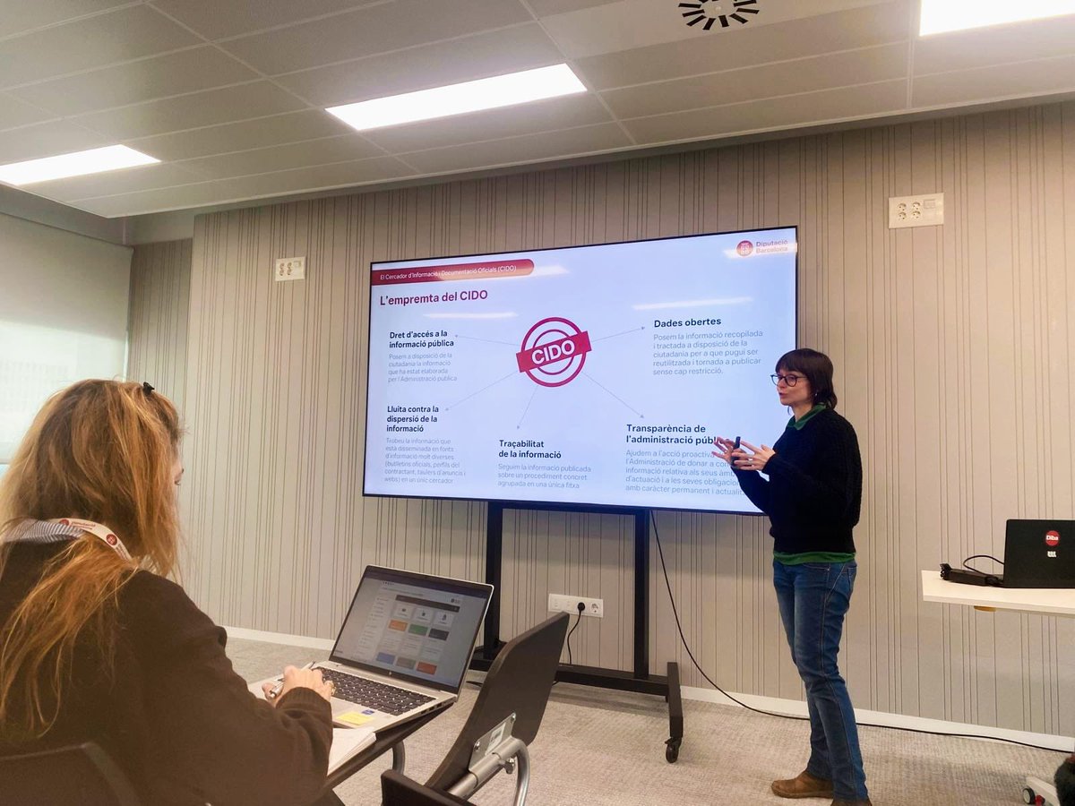 Fefic24's tweet image. ✏️Avui fem formació amb la Desirée Gonzálvez sobre ‘El CIDO com a eina per a l’organització de fires: recursos econòmics i informació pública’. 

📌 Seguim formant als/les nostres associats/des.

#SomFires @diba