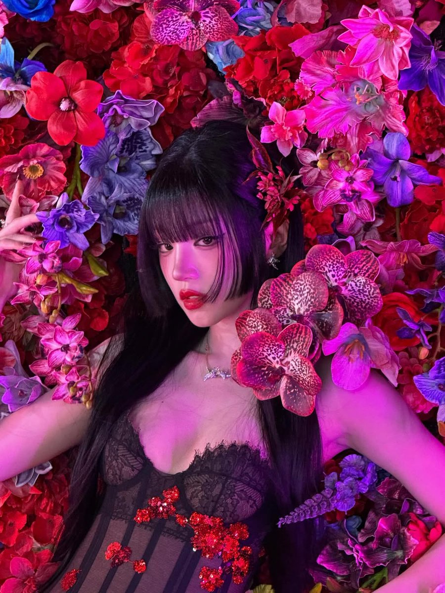 NO WAYYY song yuqi.. DAMNNN🔥
#YUQI #IDLE #奶子 #意淫 #文爱 #射屏 #反差 #反差婊 #女学生 #女神婊 #学生婊 #羞辱 #合照 #任务 #骚货 #母狗 #美女 #网红 #马来西亚