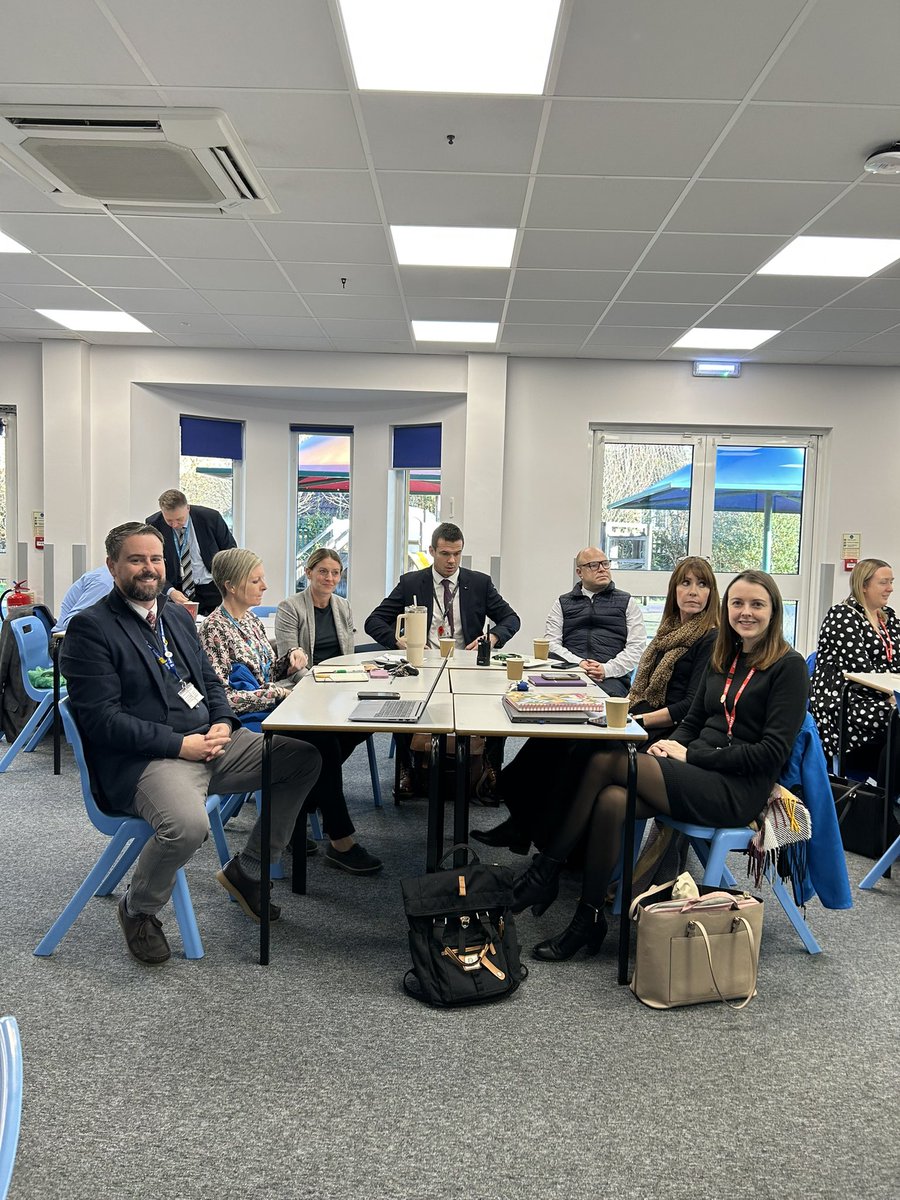 ChilternLT's tweet image. Delighted to see all of our superb Deputy Headteachers today at this term’s Deputy Headteacher Immersion! 🌟📚☺️
