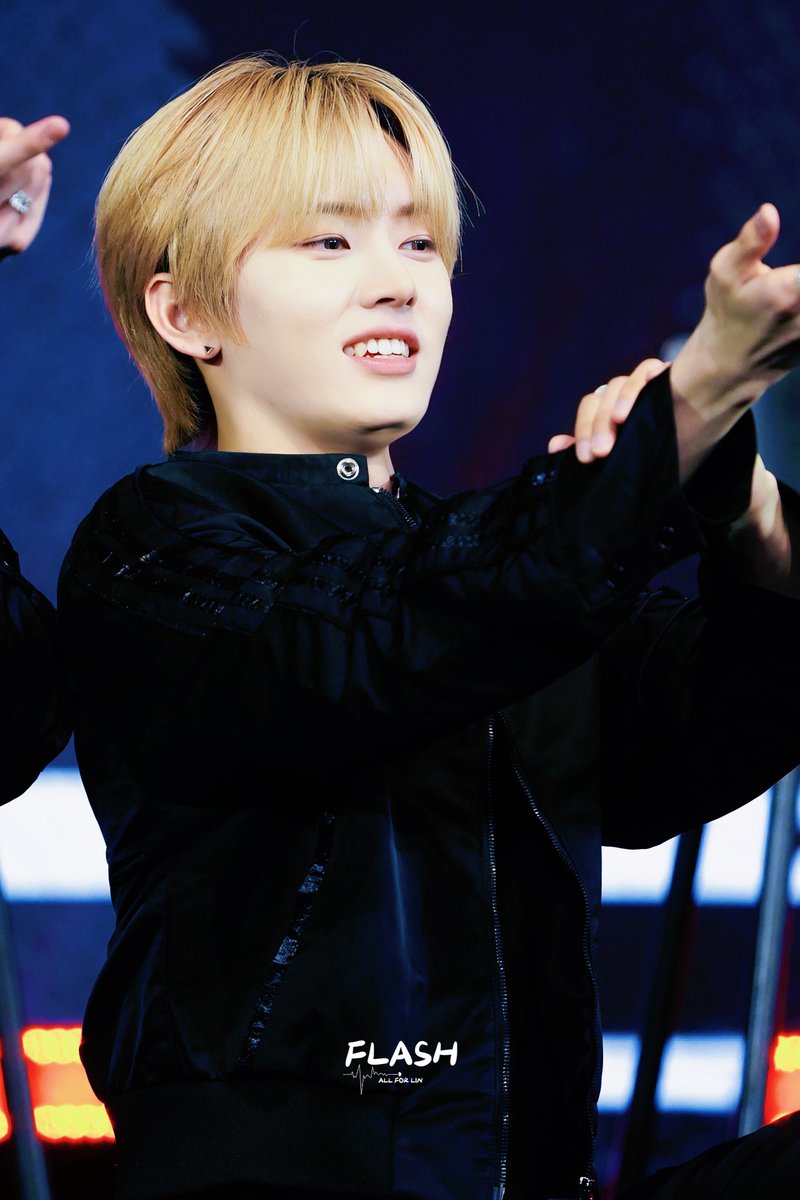 𝟐𝟓𝟏𝟏𝟐𝟗 𝗦𝗵𝗮𝗻𝗴𝗵𝗮𝗶 𝗳𝗮𝗻 𝗺𝗲𝗲𝘁𝗶𝗻𝗴 🐱🐱 #LIN #린