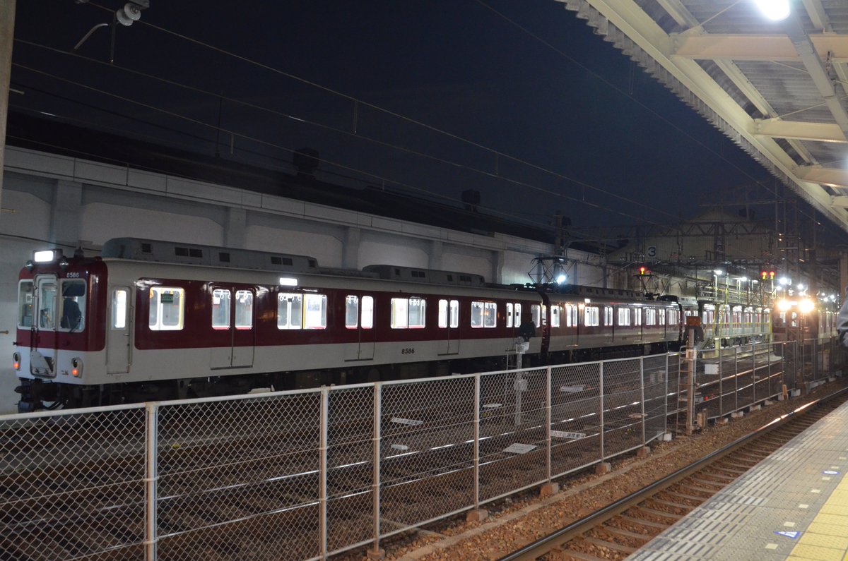 train_21c's tweet image. 近鉄8000系L86編成を撮影！