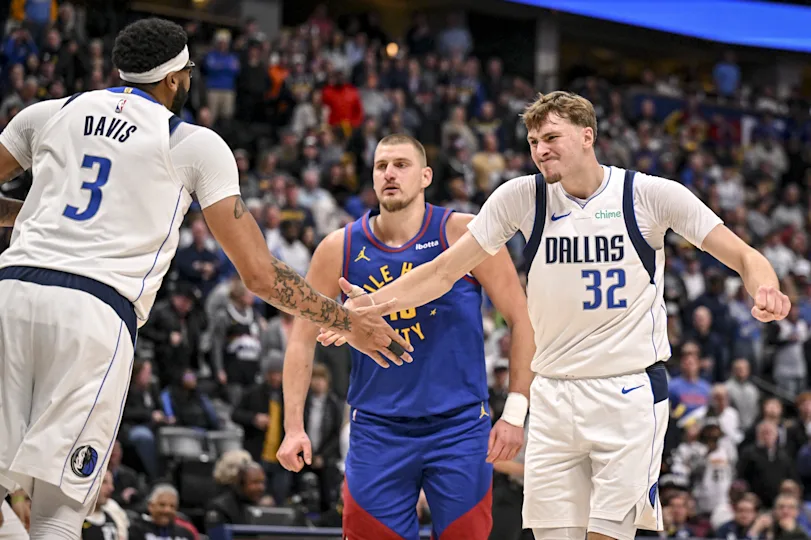 bergkamp_penny's tweet photo. DENVER BLOQUÉ, AD &amp; FLAGG DÉBLOQUÉS ?🔒

Dallas est allé s'imposer à Denver (rien que ça) et c'était peut-être le meilleur match du duo Flagg-Davis en NBA. Une défense collective enfin au niveau, mais quel était leur plan pour freiner Jokic ?

On regarde ça ensemble ?🎬 https://t.co/8h4DBP9CXy