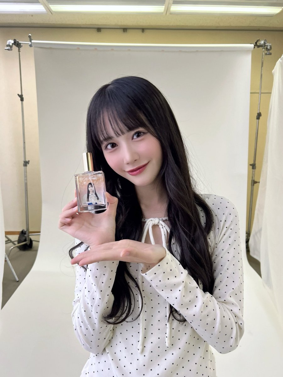 stu48_question's tweet image. オリジナル香水🫧
いよてつ高島屋3階　シーズンプラザ3にて限定販売が決定しました！
販売期間は12月3日（水）～12月9日（火）です。
わたしの好きな香りたちをギュギュッとしました！！ちょっと甘いけど爽やかな香りです！
ぜひゲットしてください☺️