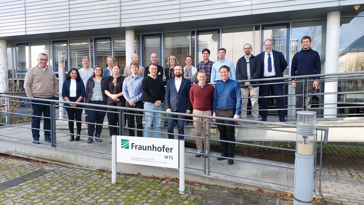 RESQTOOL's tweet photo. Great progress in Dresden! 
🛠️ The #RESQTOOL team is refining green recycling for #hardmetals. 🔄
#CircularEconomy #Recycling #Research
@HorizonEU @EU_HaDEA https://t.co/eFcl3nis4D
