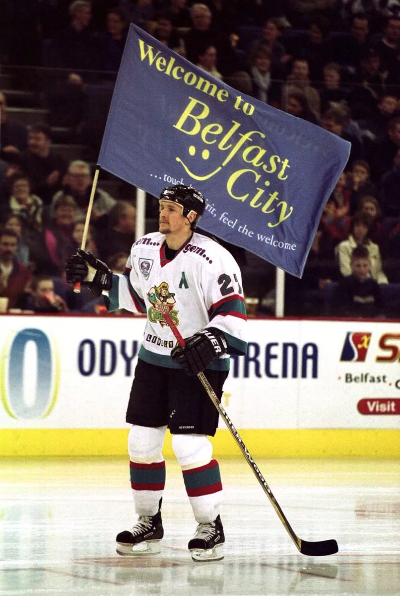 25 years ago today the greatest of all love stories began. 

A story of a City falling in love with a team who would fall in love with a City. 

02/12/00-02/12/25

#Banners
#Silverware
#Memories