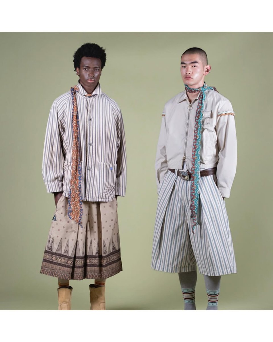 ARMY3ページです♬*° サイドボタンじゃなくなってるけど、バリエーションめっちゃありそう