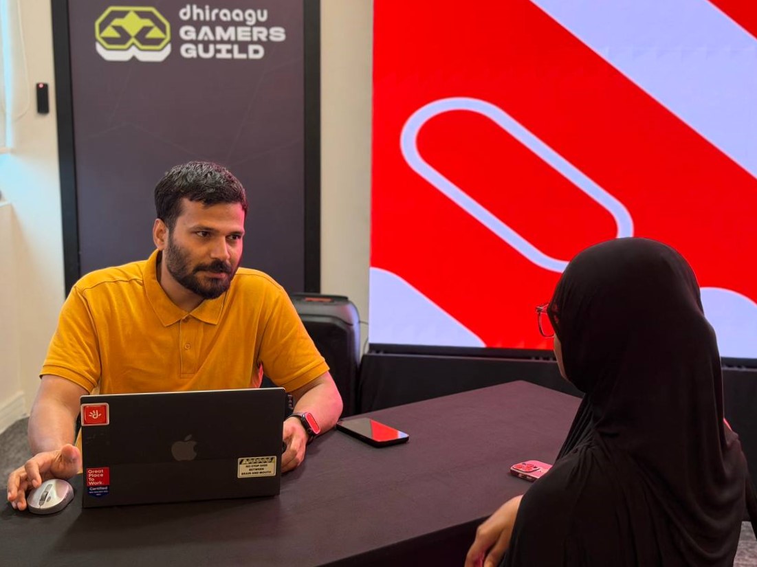 Dhiraagu's tweet image. Moments from the second batch of interviews for the Dhiraagu Apprenticeship Programme 2026.🙌

Wishing all candidates the very best, we can’t wait to see who will be joining us on this exciting journey. 

#NationsConnection #Takeontomorrow #EmpowerYourFuture