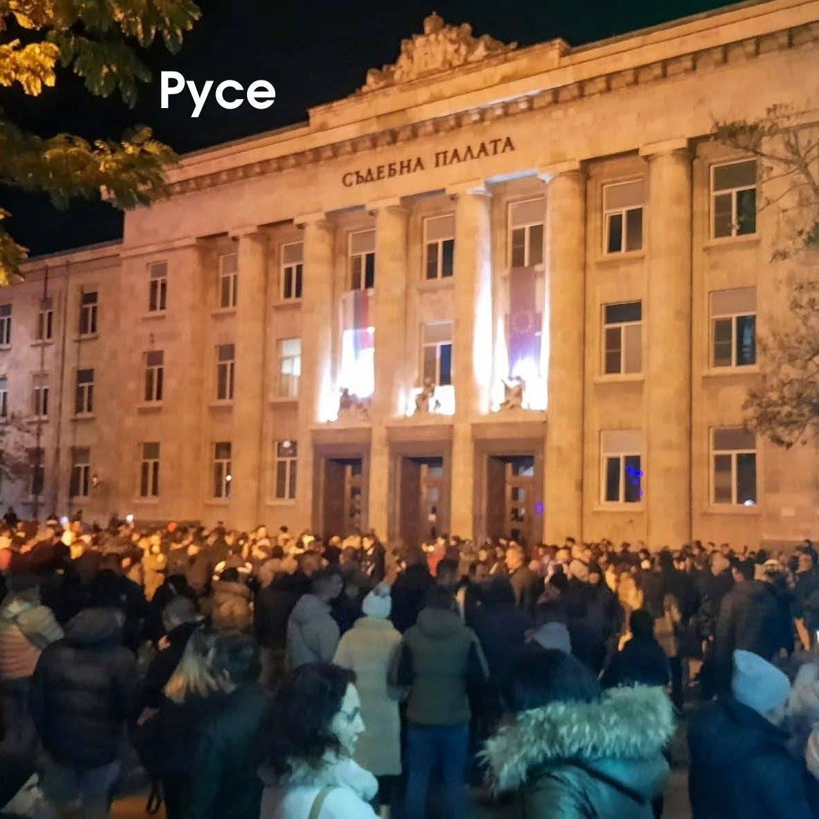 Спаси София tweet media