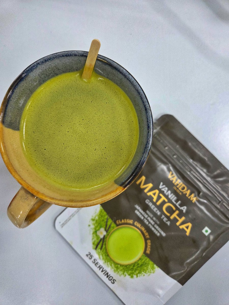 CatchMeAbhiOrb's tweet photo. #NotAPaidPost
Iโve been on matcha for 2 years, and at this point it feels less like a habit and more like a personality trait. ๐๐ต๐
The calm focus, the steady energy, the way it just levels you out.
Matcha does its job without creating any drama.
Iโve tried a bunch of brands, but I keep drifting back to that same Vahdam Vanilla Matcha I order from Amazon.
Some things you outgrow.
Matcha isnโt one of them.
#matcha