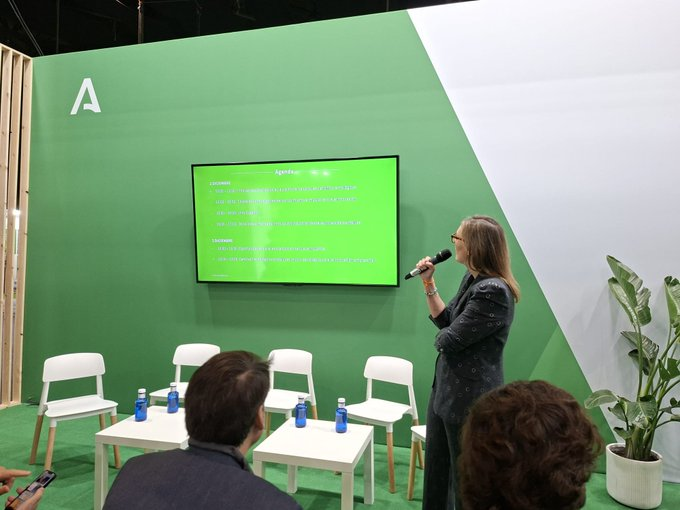 cadesevilla's tweet photo. ⚡️Arranca #NISESevilla2025 @nisesevilla
Del 2 al 3 de diciembre nos encontrarás en el📍Stand @universidadand, @fibesevilla.
🗓️Y mañana, 3 de diciembre🕙10:00 h.
👥Mesa “Oportunidades para startups en la nueva industria” con #GeneraSur y expertos 🔝
➕https://t.co/MzPbpHLkvD https://t.co/YgBc5Vuxni