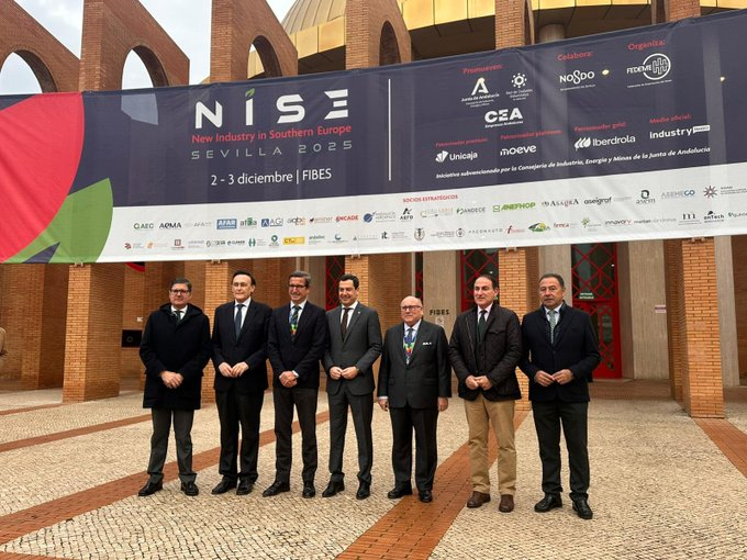 cadesevilla's tweet photo. ⚡️Arranca #NISESevilla2025 @nisesevilla
Del 2 al 3 de diciembre nos encontrarás en el📍Stand @universidadand, @fibesevilla.
🗓️Y mañana, 3 de diciembre🕙10:00 h.
👥Mesa “Oportunidades para startups en la nueva industria” con #GeneraSur y expertos 🔝
➕https://t.co/MzPbpHLkvD https://t.co/YgBc5Vuxni