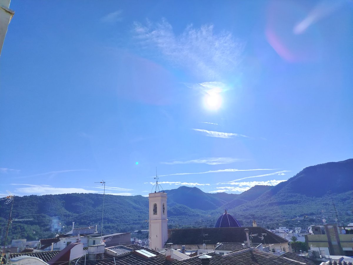 Artana 16°
<a href="/apuntoratge/">À Punt Oratge</a> <a href="/Valencia_WX/">ValènciaWeather⚡️</a> <a href="/meteo_cs/">MeteoCastellón</a> <a href="/Meteo_Borriana/">Meteo Borriana</a> <a href="/MeteoMorella/">Juan Amela</a> <a href="/minervagra/">Minerva GG</a> <a href="/moles_gerard/">Gerard Molés</a> <a href="/ortiz_pat/">Patricio Ortiz (Pat)</a> <a href="/oratgenet/">Oratgenet Jordi Payà</a> <a href="/jcfortea/">Joan Carles Fortea</a> <a href="/tiempobrasero/">Tutiempo</a> <a href="/Tiempo_Valencia/">☈⚡TiempoValència☔❄</a> <a href="/lasextameteo/">La Sexta Meteo</a>