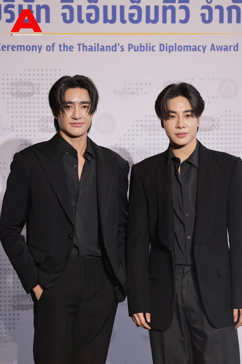 around_ent's tweet photo. “เอิร์ท - มิกซ์”  ร่วมเดินพรมในงานมอบรางวัล “การทูตสาธารณะ” ประจำปี 2568

TPDA 2025 X EARTHMIX
#EarthMix #เอิร์ทมิกซ์  
#EarthPirapat #mixxiw
#GMMTVxTPDA2025 https://t.co/tAhtBqC1CW