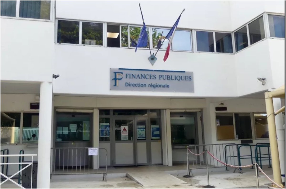 CRCLRM's tweet image. En mission, la procureure financière, Domitille Descampiaux, a présenté la réforme de la responsabilité financière des gestionnaires publics  aux agents de la DRFIP 976
Cette intervention s’inscrit dans la volonté de renforcer le dialogue inter-administrations.