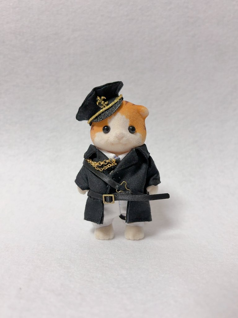 주문제작인 어른사이즈 제복의상입니다
오래 기다려 주셔서 감사합니다😌

#실바니안 #실바니안옷 #실바니안의상
#sylvanian #シルバニア #최애구현
#인형옷판매 #주문제작