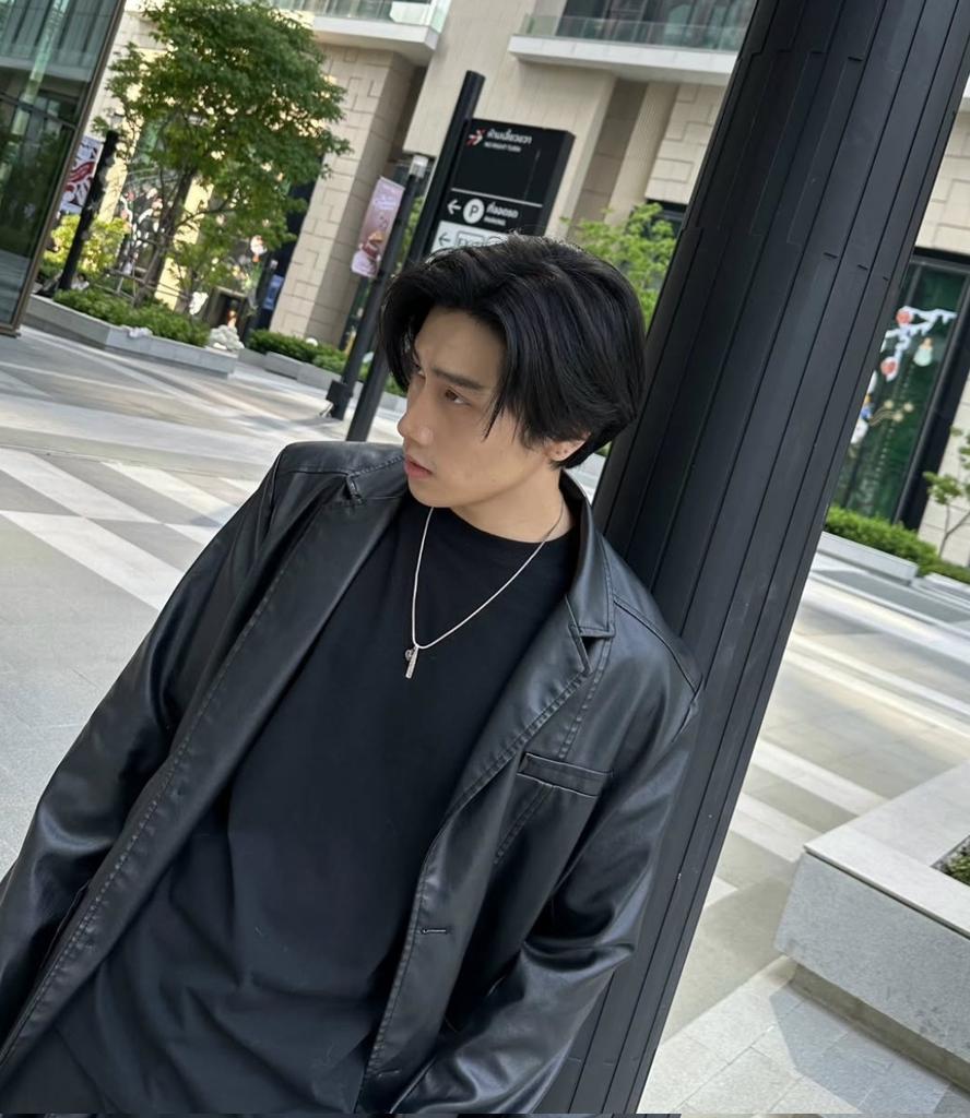 ขอเอารูปคุณไปรดน้ำต้นไม้ได้ไหมครับ เพราะคุณทำให้ผมชื้นใจ