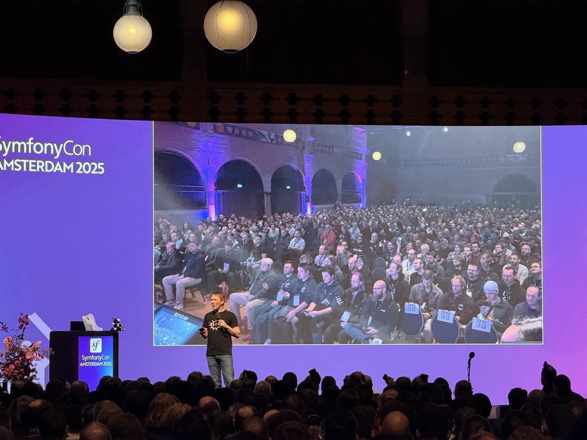 OBarcz's tweet image. PHP continues to thrive, regardless of what the skeptics say — and Symfony has become the “standard library PHP has been missing for decades.”

#php #symfony #symfonyconamsterdam2025