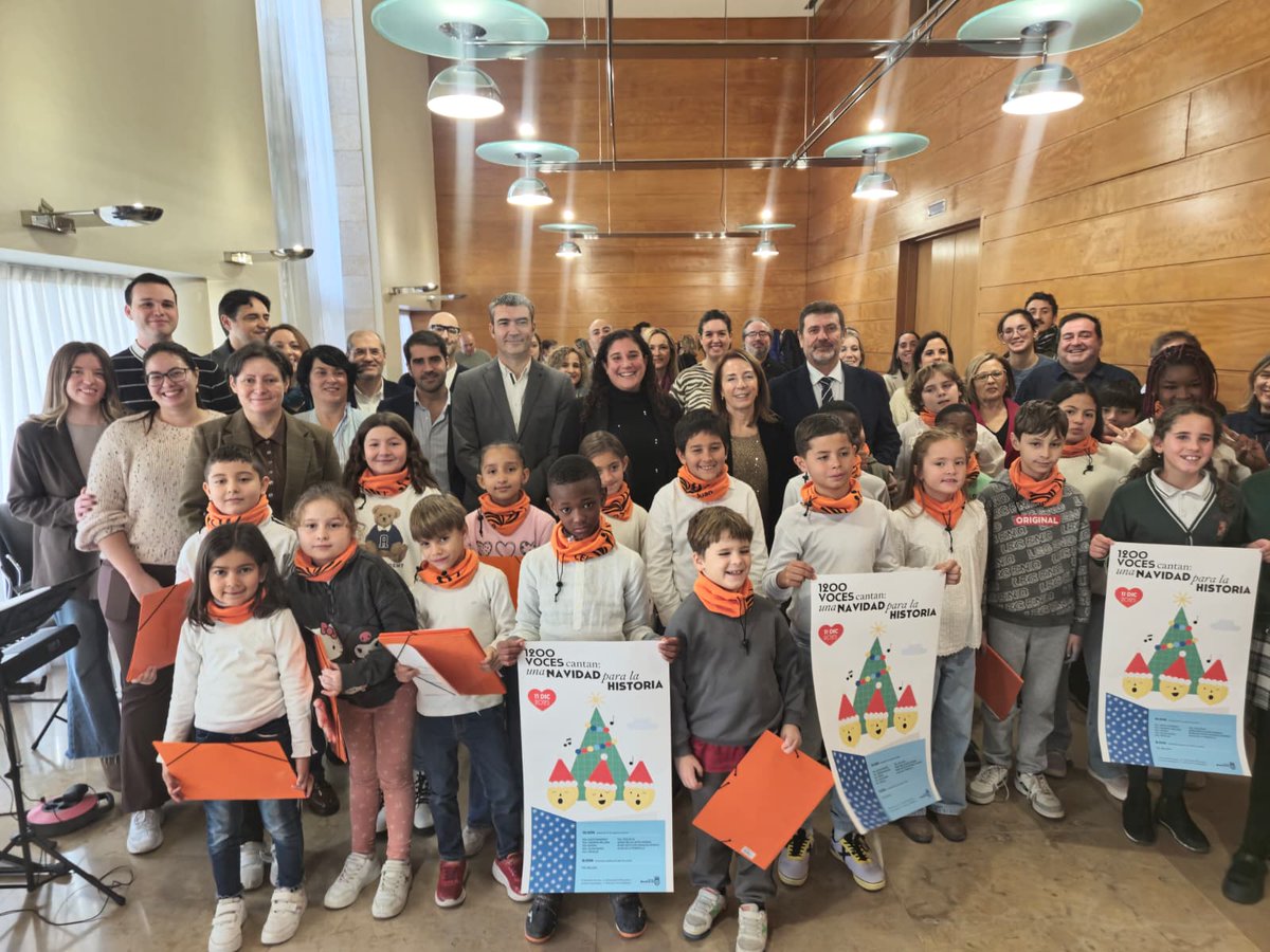 🎶 Más de 1.400 voces infantiles tomarán las calles de Murcia en el II Encuentro Municipal de Coros Escolares.

👉 El próximo jueves 11 de diciembre, en distintos enclaves repartidos, el centro de la capital se convertirá en un gran escenario musical.

ℹ️ centromedios.murcia.es/PUBLICO/NotaPr…