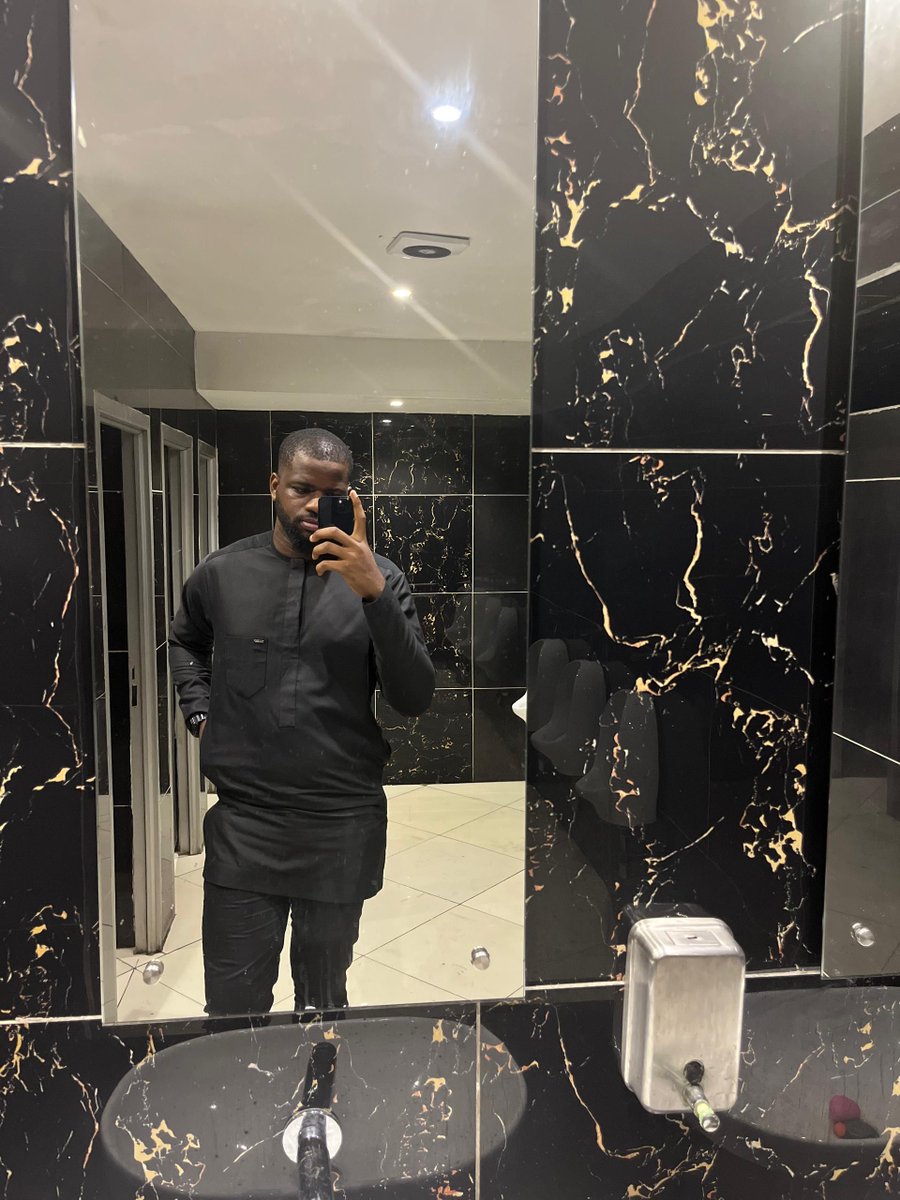 levictor39's tweet photo. Head don Full e remain skin
CHRISTMAS IS COMING! 🎅🏿🎄❤️💸🎧 https://t.co/wlRfEkE5Gb