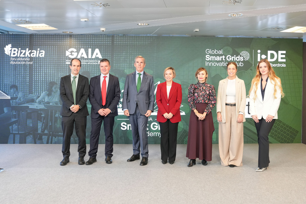 Estrategianet's tweet image. #SmartGridsAcademy lanza cuatro itinerarios #formativos en #redes #eléctricas #inteligentes desarrollados y testados por empresas del sector
tinyurl.com/ycxc86w7