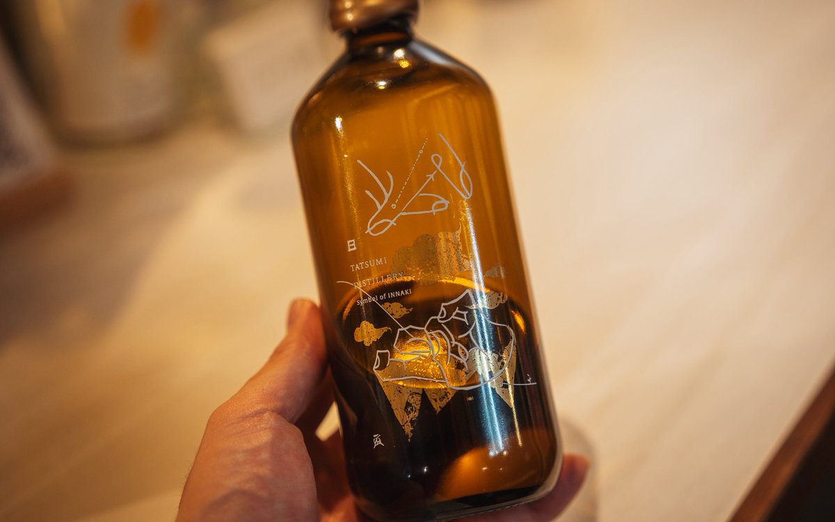 First Essence 8th Anniversary アルケミエ辰巳蒸留所 8周年記念の限定