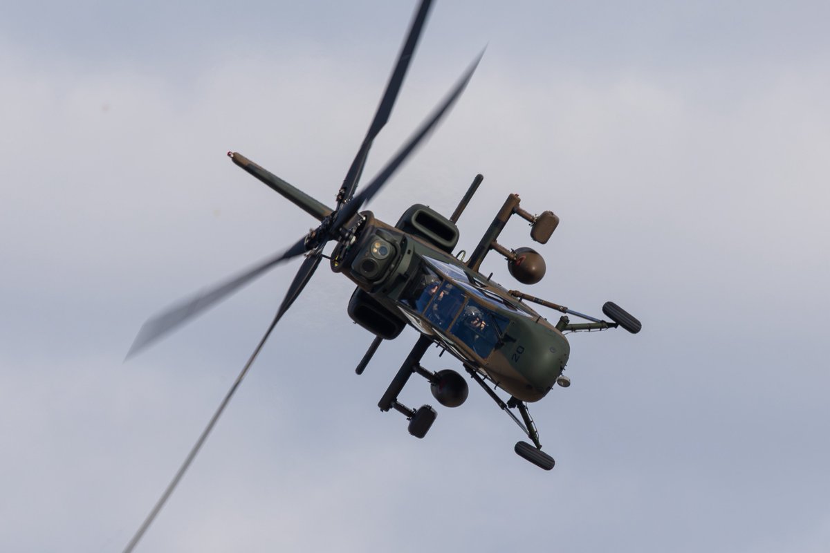 RJDM_Photo's tweet image. 築城基地航空2025
第1戦闘ヘリコプター隊 OH-1

いや…痺れましたな〜🙌✨
まさか築城でオメガの機動見れる日が来るなんて🤩
もう既に来年が楽しみですぞ‼️