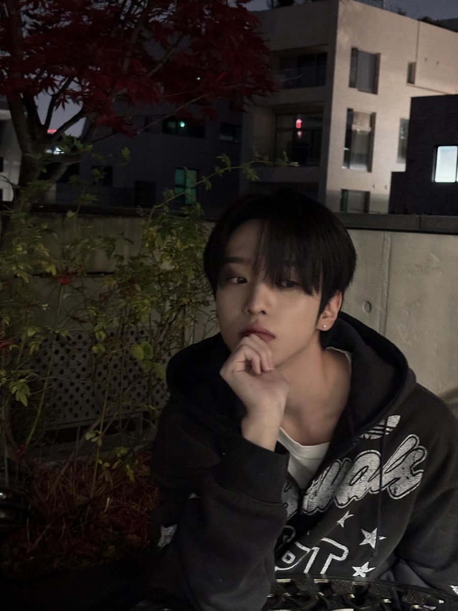 251202 인스타그램
🖤후디 유준🖤
#유준 #YUJUN #xikers #싸이커스