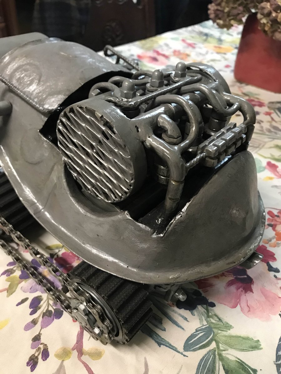 HonuaHonu's tweet image. Pour les feignants qui ont la flemme de lire :
 ➡️ Nouvelle Honu à gagner
 ➡️ Une sculpture en métal offerte au Tortupole
 ➡️ Toute la collecte convertie en € et reversée à l’asso

Voilà.

Pour ceux qui veulent comprendre réellement ce qu’on organise 👇

Un artiste (…