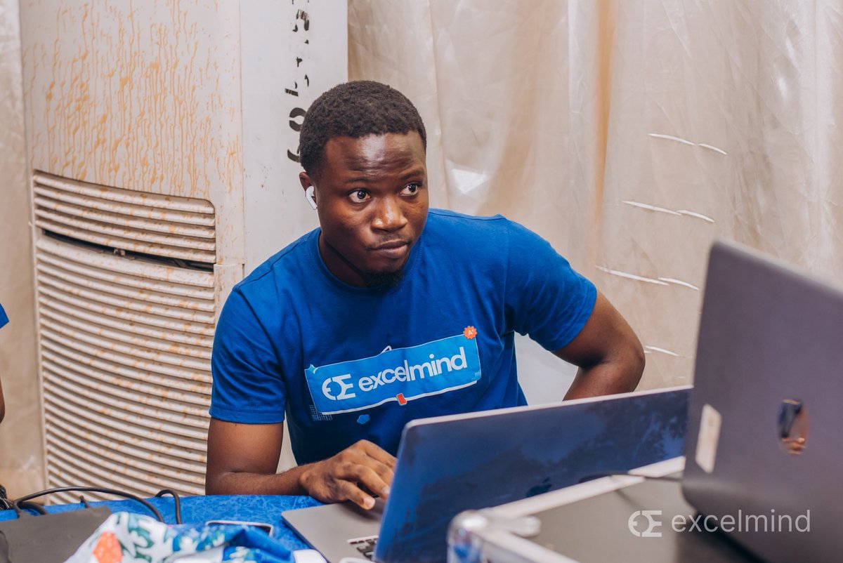 Meet the ExcelMind team 💙