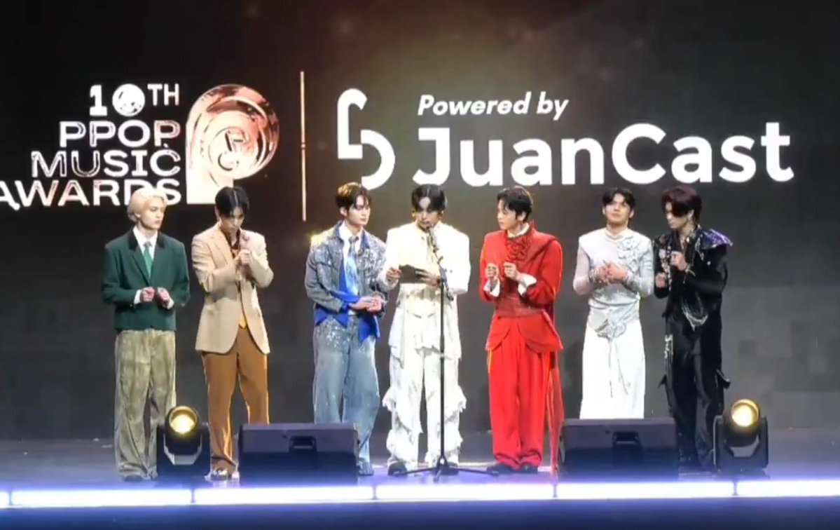 H7N_AnchorsUniv's tweet image. HORI7ON&apos;s Rookie Idol Group Brand Reputation significantly jumped to Rank #16 for December 2025 after being placed to Rank #30 last month.

CONGRATULATIONS!!! 🎉✨️

#HORI7ON #호라이즌 
@HORI7ONofficial
@HORI7ON_twt