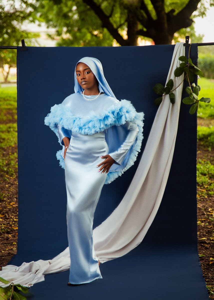 luxartstudios's tweet photo. Maryam Salami 
Dec 25 

As photographed by me 💙 https://t.co/igBDA3KAKS