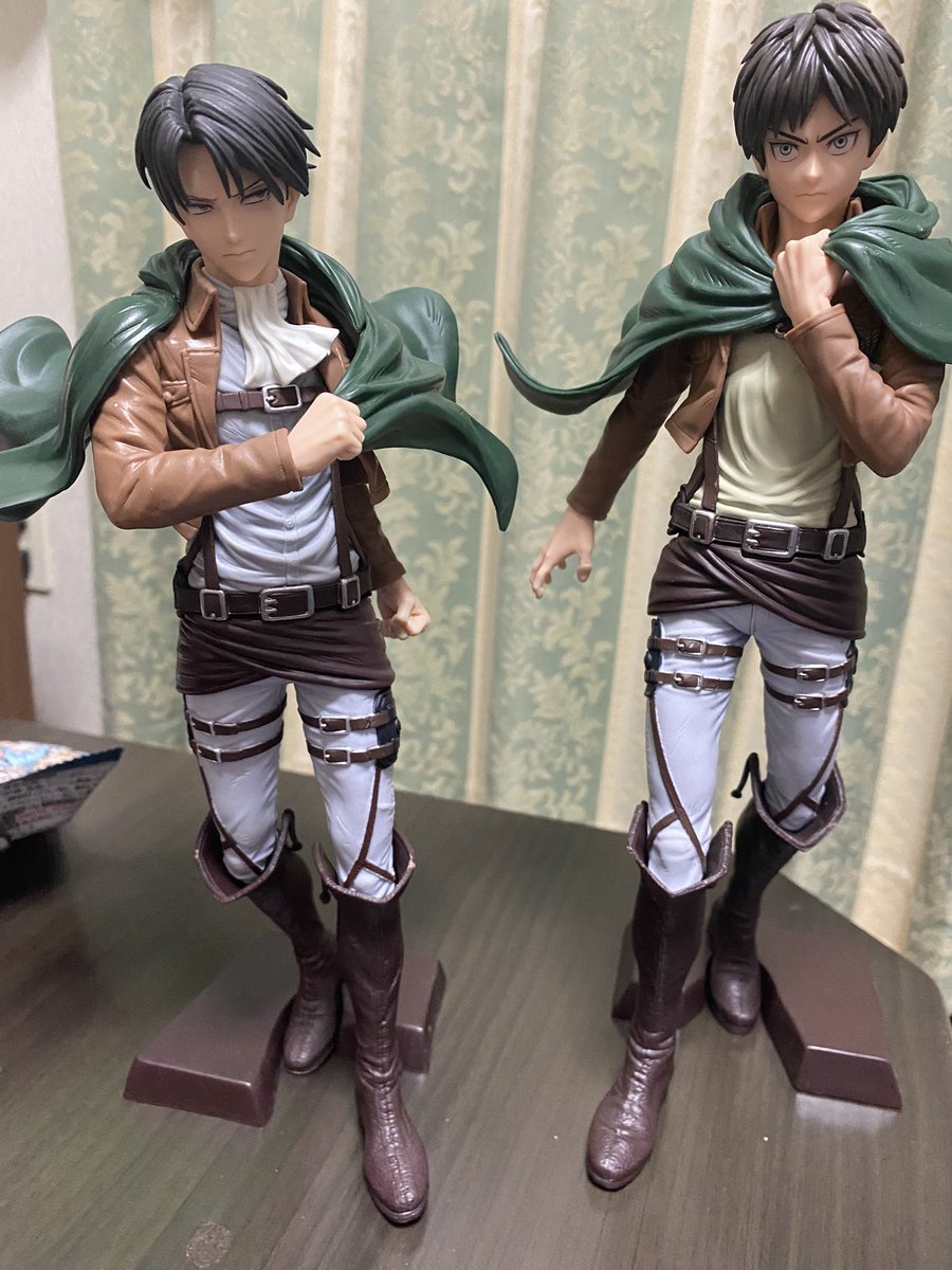 風邪で弱ってるオジたんにって
息子が出かけた時ゲーセンで取ってきてくれました

優しすぎて涙でますよ😭

俺も完全復活したらデスメタルに
心臓を捧げて自由の翼をひろげますよ