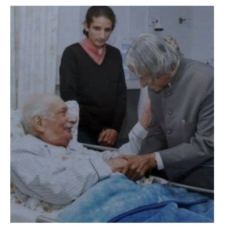 "When Dr. Abdul Kalam was the President, he once visited Coonoor. Upon arrival, he learned that Field Marshal Sam Manekshaw Sir was being treated at the military hospital there.

Dr. Kalam went to the hospital to meet Sam Manekshaw Sir. He inquired about Sam's health. Before