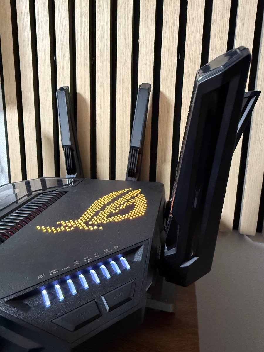 tk_jpy's tweet photo. 最近、ASUSのルータに変更。
１０G回線も相まって、爆速。

#asusルーターは一味も二味も違うぞ https://t.co/ZbZbL19cGe