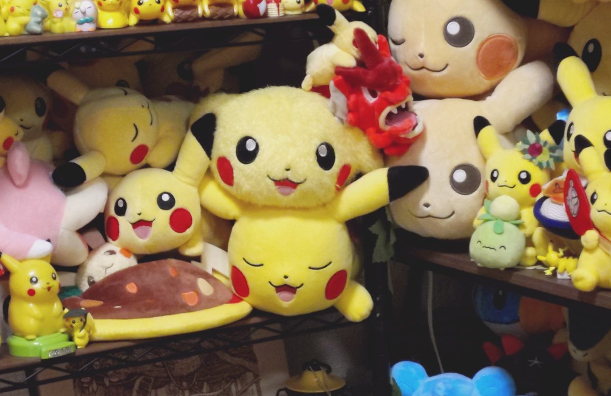 ピカ  ュウ    物 返  