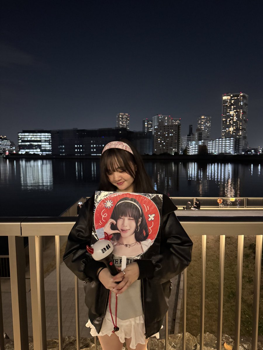 asacha__si2's tweet image. 251202
今日のダンスチャレンシカメラ抜かれました📸
DRIPあざす！！😭😭❤️❤️
 #dancechallenge  #BABYMOSTER  #DRIP