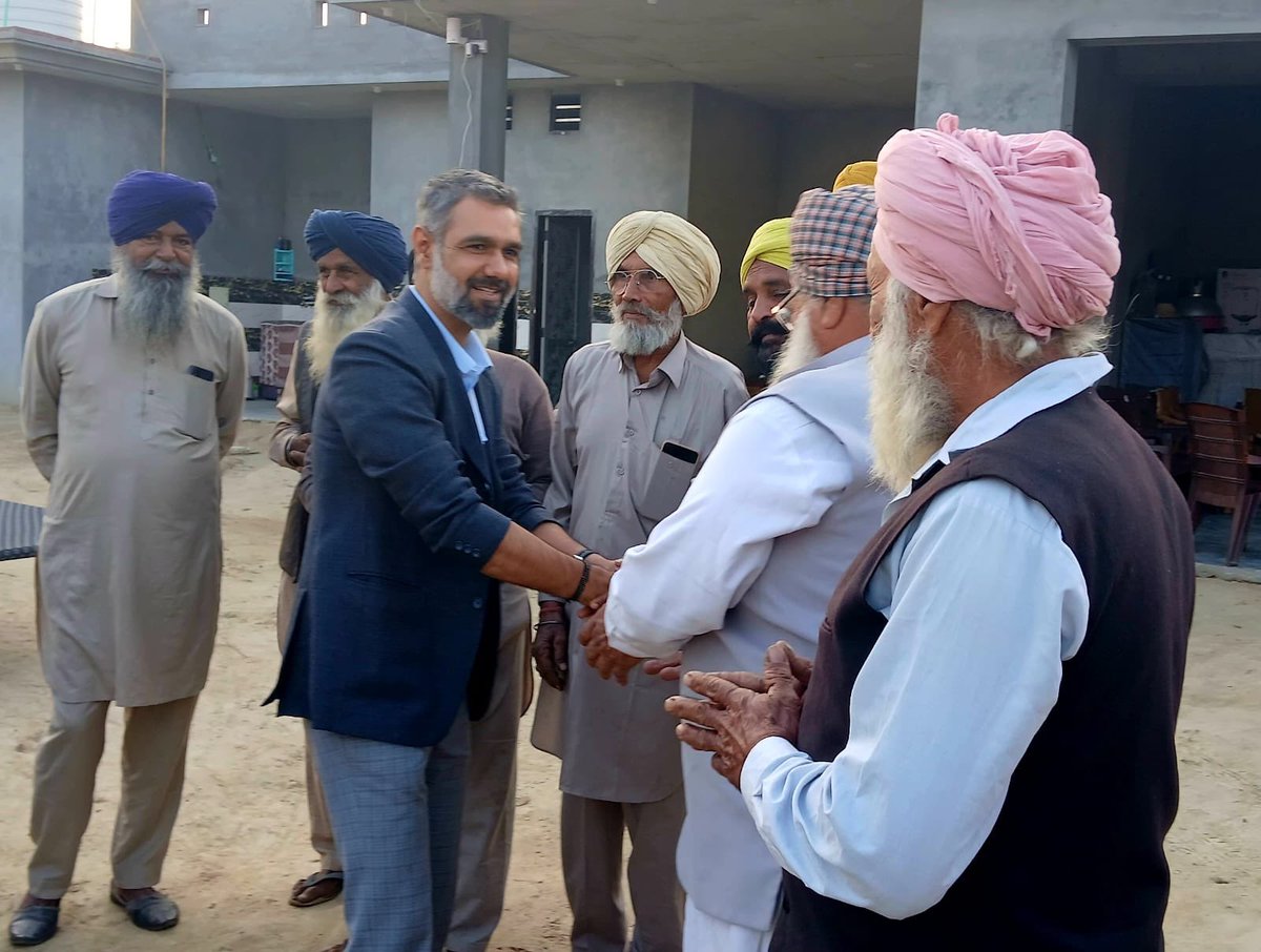 JasDhimanINC's tweet photo. ਬਲਾਕ ਸੰਮਤੀ ਚੋਣਾਂ ਦੇ ਸਬੰਧੀ ਵਿੱਚ ਅੱਜ ਹਲਕਾ ਸੁਨਾਮ (ਊਧਮ ਸਿੰਘ ਵਾਲਾ) ਦੇ ਪਿੰਡ ਨਾਗਰਾ ਵਿਖੇ ਮਹੱਤਵਪੂਰਨ ਮੀਟਿੰਗ ਹੋਈ। ਆਪ ਸਭ ਦਾ ਡਟਵਾਂ ਸਾਥ ਤੇ ਸਮਰਥਨ ਕਾਂਗਰਸ ਦੀ ਫਤਿਹ ਵੱਲ ਕਦਮ ਹਨ…

#Sunam #BlockSamitiElections https://t.co/SuMw0UoTch