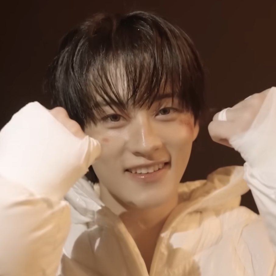 ผิดกฎชกปะ ยิ้มหวานงี้คู่ชกมันล้มมวยหมด