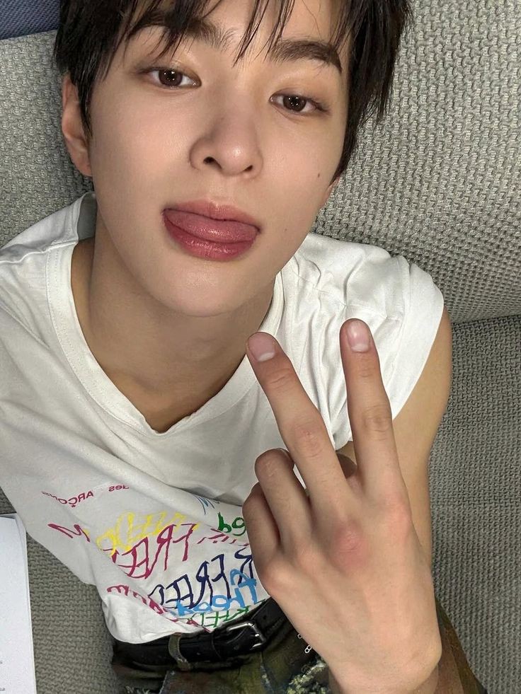 _ashilalvlly's tweet photo. Watanabe Haruto, Ahn Keonho few tweets AU as abang adek.

—POV Hadian yang emosian, punya adek spek Kalingga yang hobinya mancing perkara.—
#haruto #keonho #AU https://t.co/lcnxrfZR76
