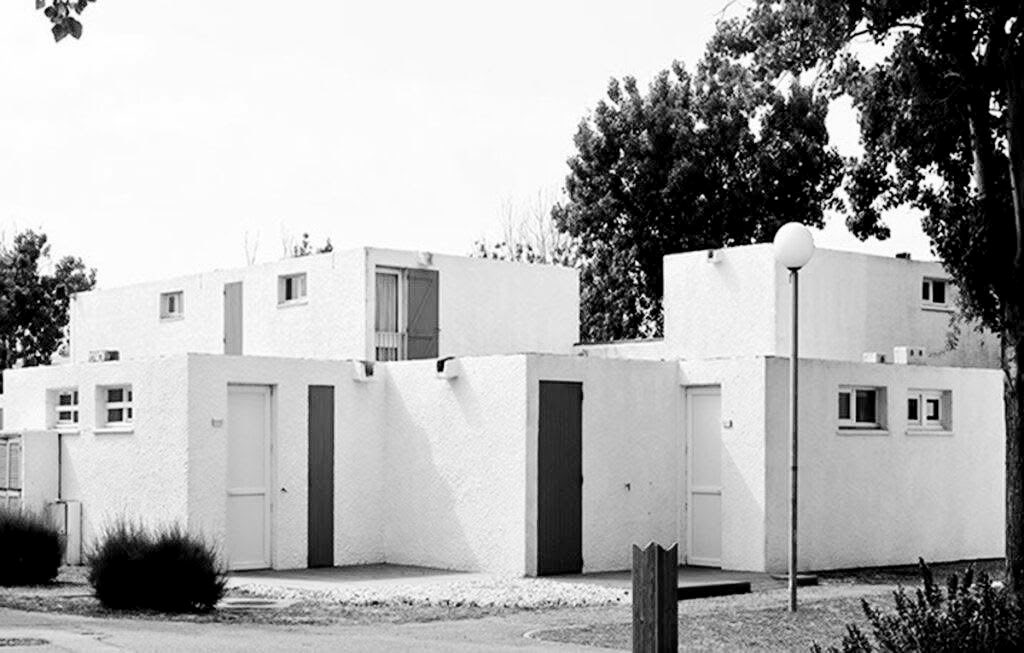 TRES60Blog's tweet image. Les Carrats, conjunto residencial proyectado y construido entre 1968-69 por el arquitecto Georges Candilis en Leucate, Francia.

Fotos de Arnau Roca Massana.

#arquitectura #LesCarrats #GeorgeCandilis #viviendaminima