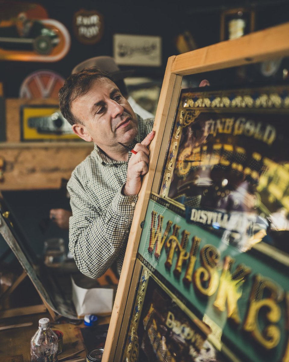 Away from the roaring engines at #GoodwoodRevival you can find the Signwriting Studio, equipped with four brilliant hand-painters ready to show you how it's done. There were opportunities to get hands on with painting and gold leaf, as well as demonstrations throughout the day.
